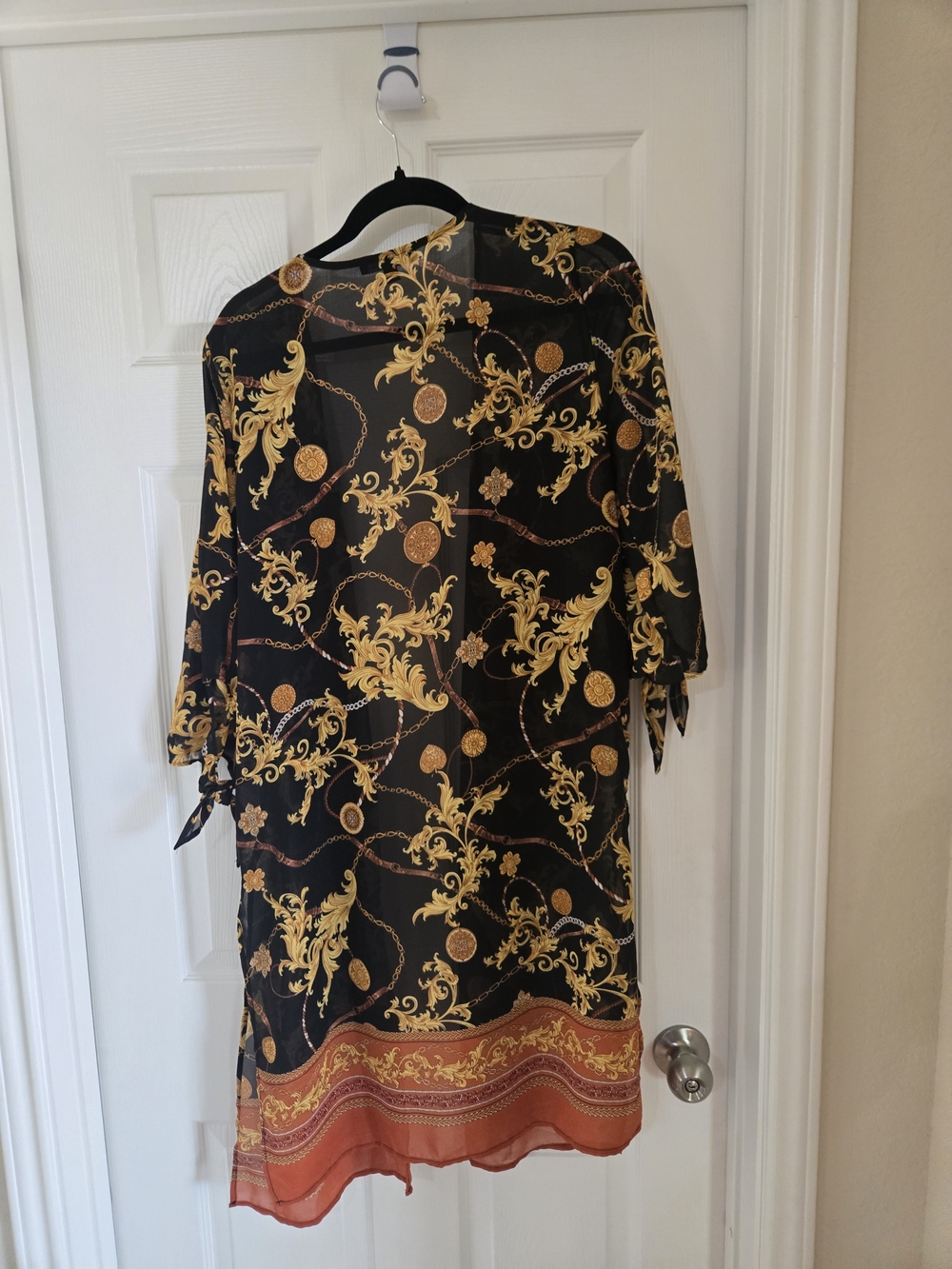 Black & Gold Baroque Print Kimono Blouse with Rust Border - Picture 7 of 7